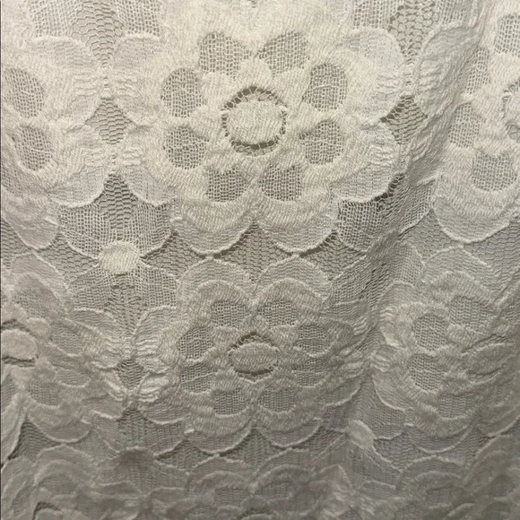 LOFT Cream Floral Lace Tank Top - Picture 3 of 5